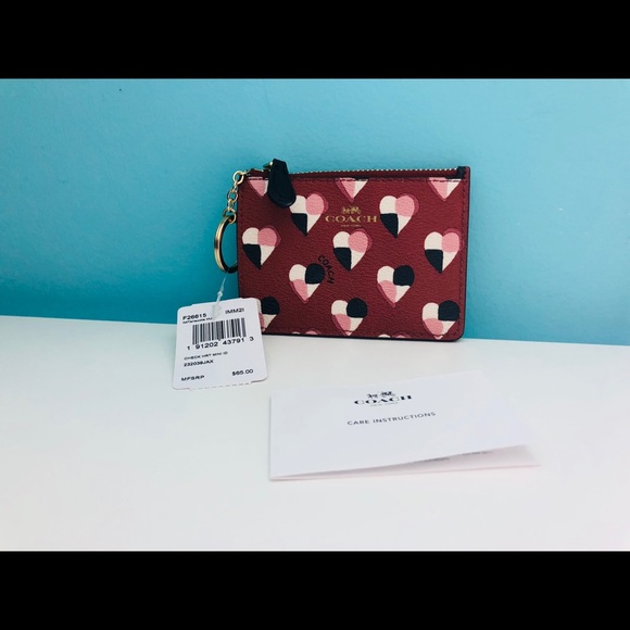 Sold Coach mini ID skinny pouch in checkered heart - Picture 2 of 5